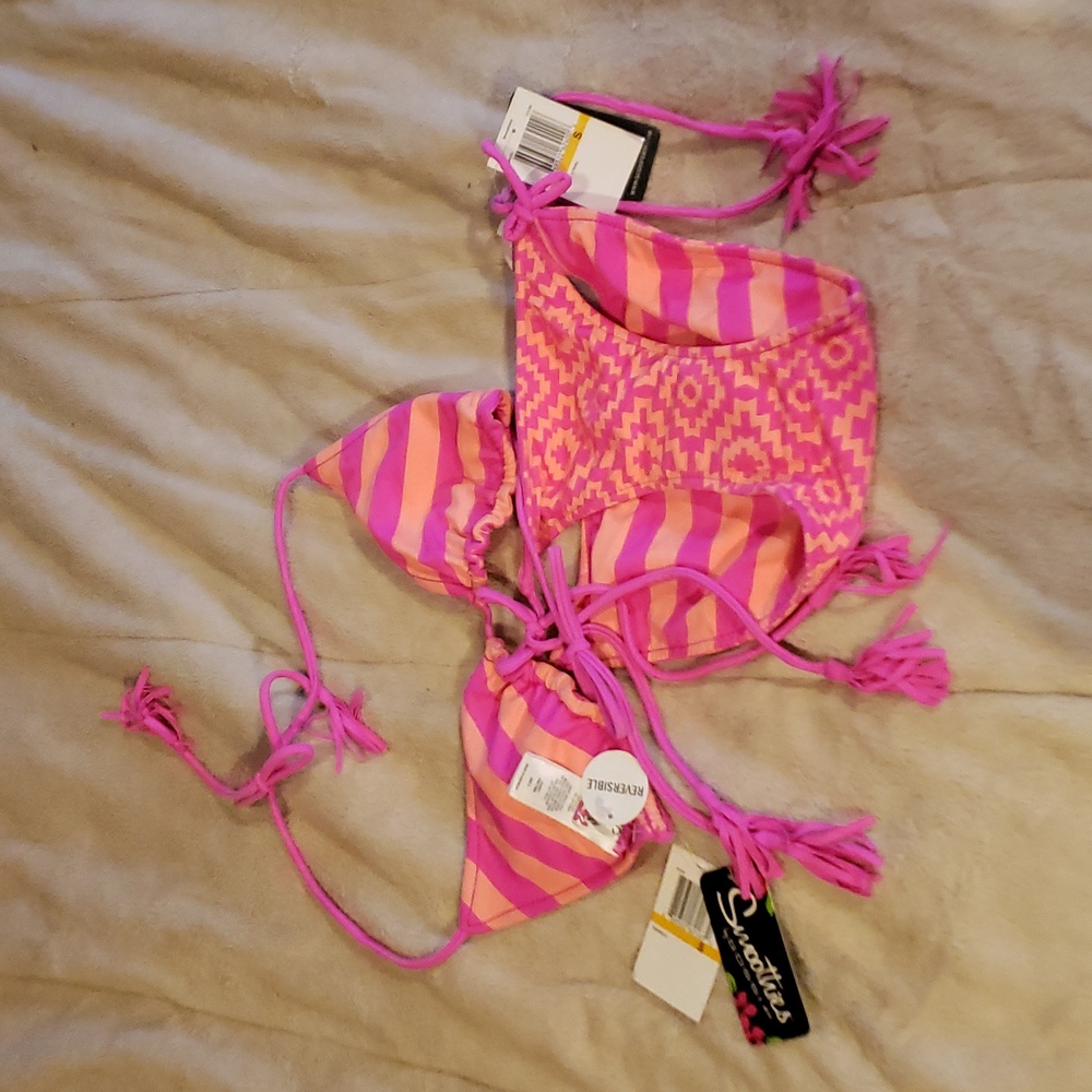 Gossip Reversible Triangle string bikini set